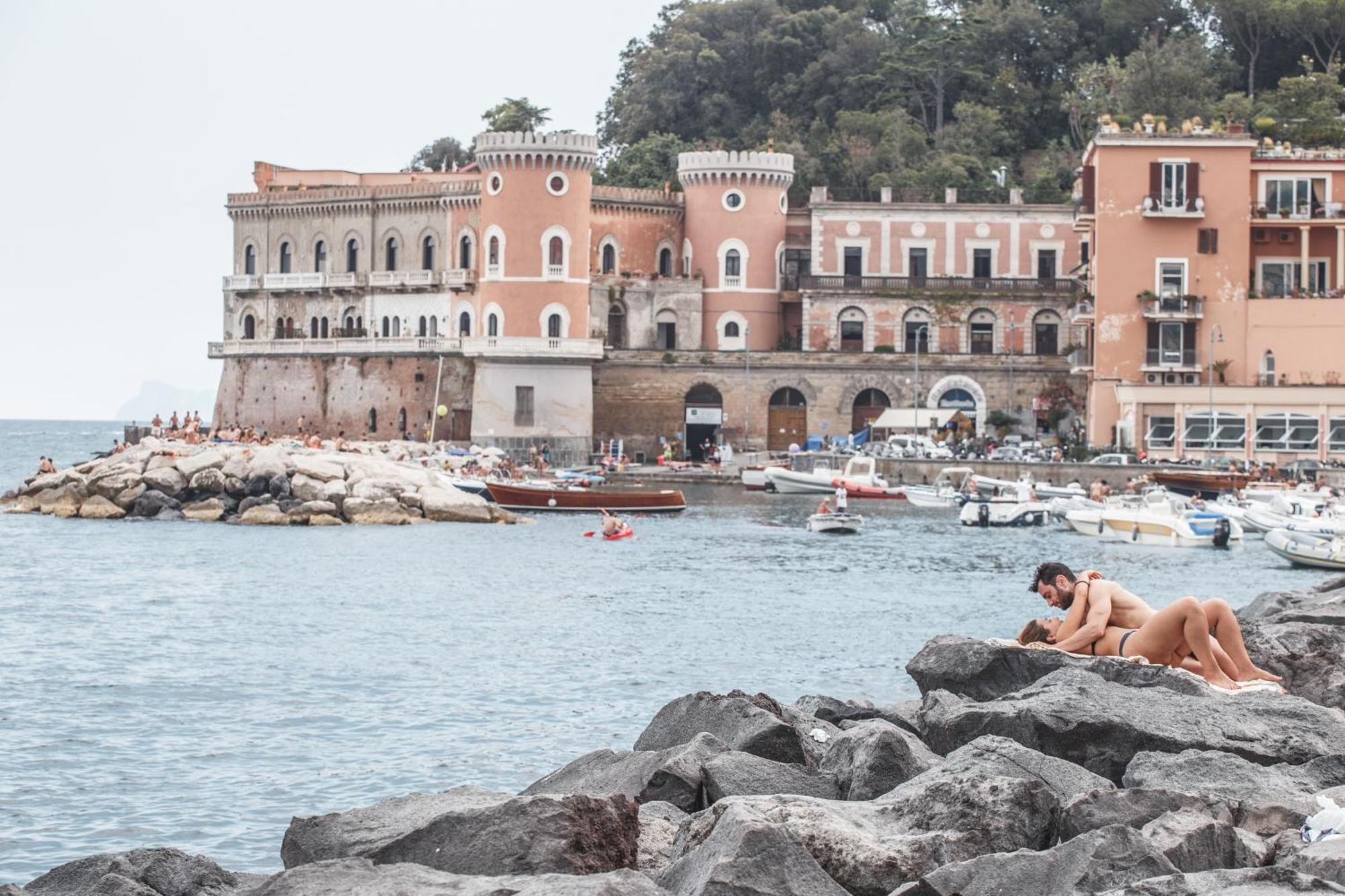 Donna Lena Relais Napoli Bed & Breakfast Bagian luar foto