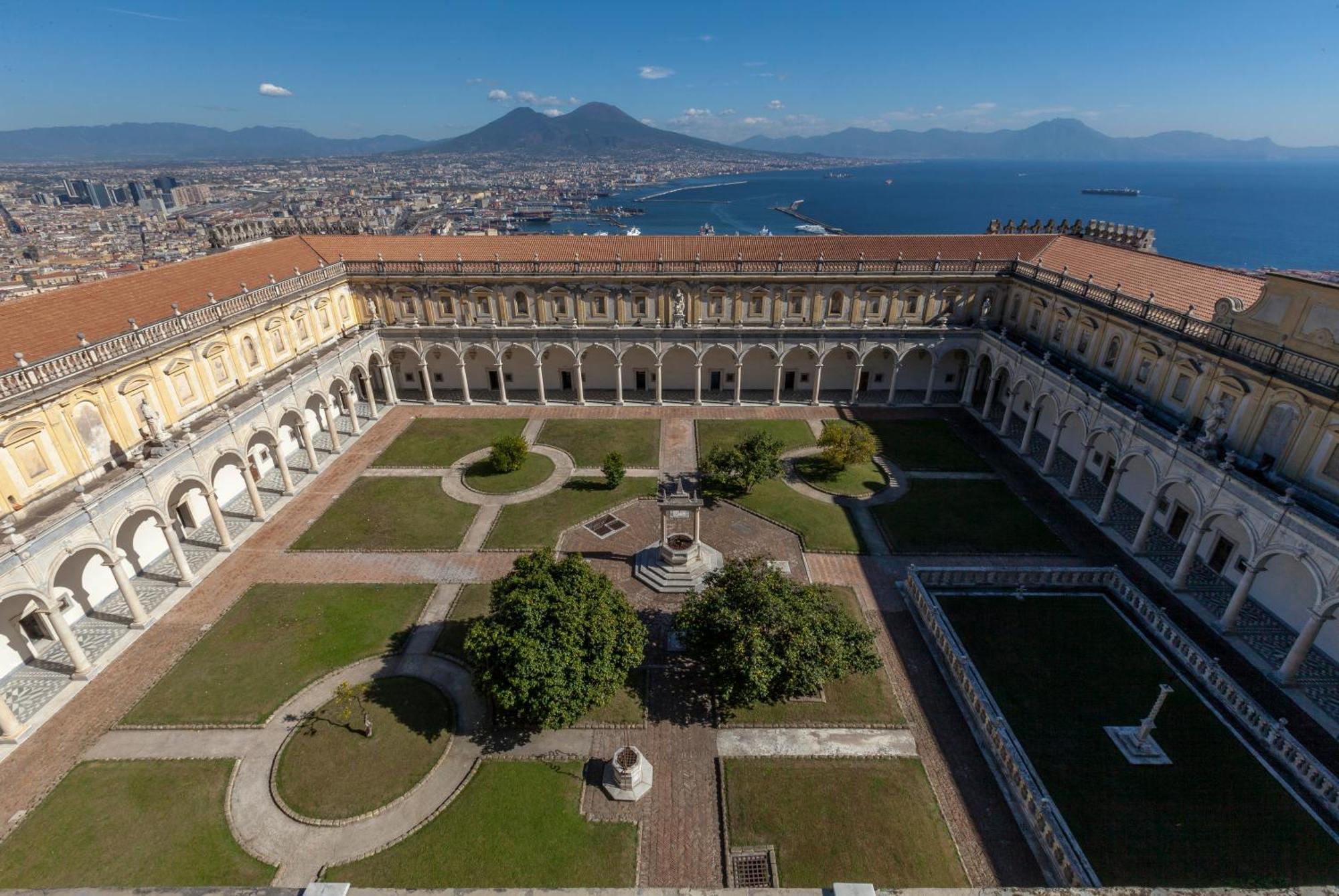 Donna Lena Relais Napoli Bed & Breakfast Bagian luar foto