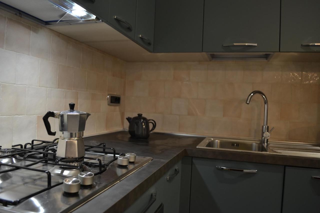 Donna Lena Relais Napoli Bed & Breakfast Bagian luar foto