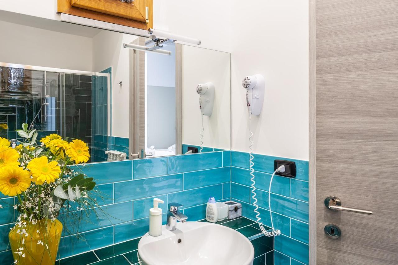 Donna Lena Relais Napoli Bed & Breakfast Bagian luar foto