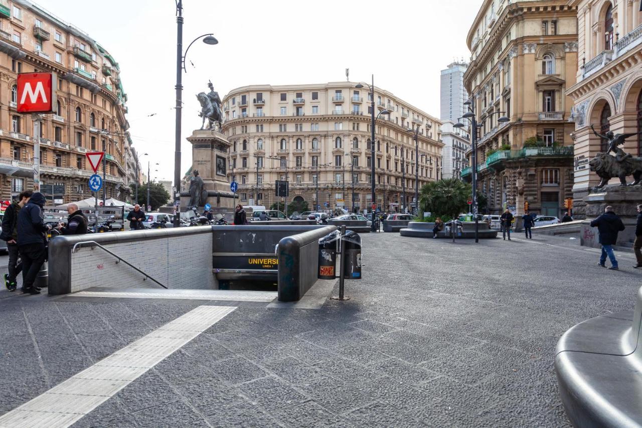 Donna Lena Relais Napoli Bed & Breakfast Bagian luar foto